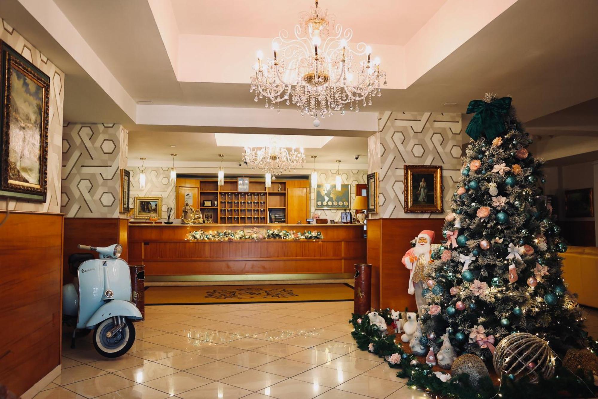 אברסה Hotel Max מראה חיצוני תמונה